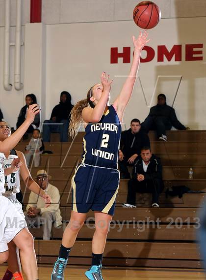 Thumbnail 3 in Nevada Union vs. Monterey Trail (Christian Brothers Holiday Classic) photogallery.