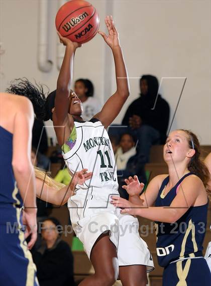 Thumbnail 2 in Nevada Union vs. Monterey Trail (Christian Brothers Holiday Classic) photogallery.