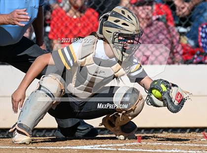 Thumbnail 3 in Eaton vs. Meeker photogallery.