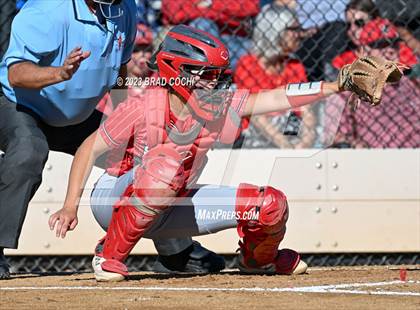 Thumbnail 3 in Eaton vs. Meeker photogallery.