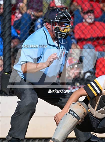 Thumbnail 2 in Eaton vs. Meeker photogallery.