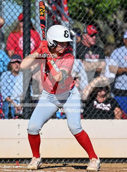 Thumbnail 3 in Eaton vs. Meeker photogallery.