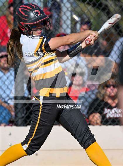 Thumbnail 2 in Eaton vs. Meeker photogallery.