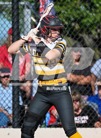 Thumbnail 2 in Eaton vs. Meeker photogallery.