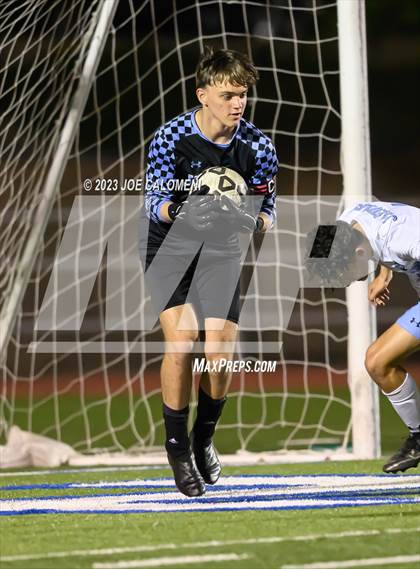 Thumbnail 2 in Johnson vs Lee (UIL 6A Region 4 Quarterfinals) photogallery.