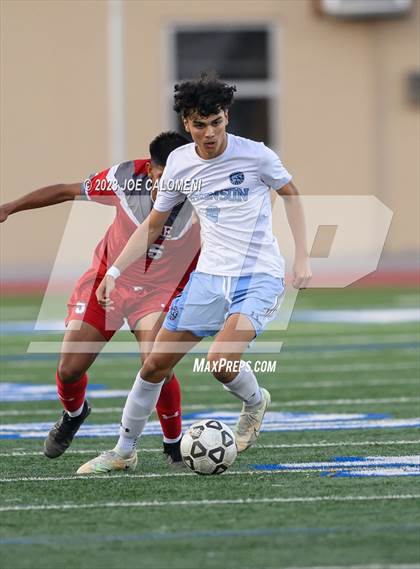 Thumbnail 1 in Johnson vs Lee (UIL 6A Region 4 Quarterfinals) photogallery.