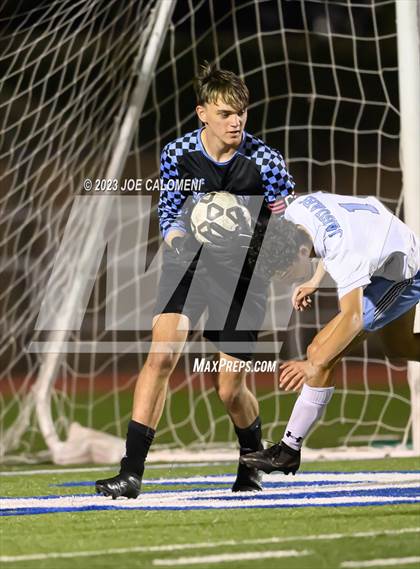 Thumbnail 3 in Johnson vs Lee (UIL 6A Region 4 Quarterfinals) photogallery.
