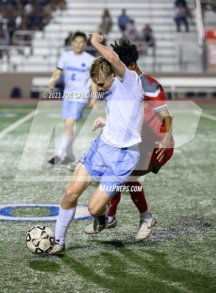 Thumbnail 3 in Johnson vs Lee (UIL 6A Region 4 Quarterfinals) photogallery.