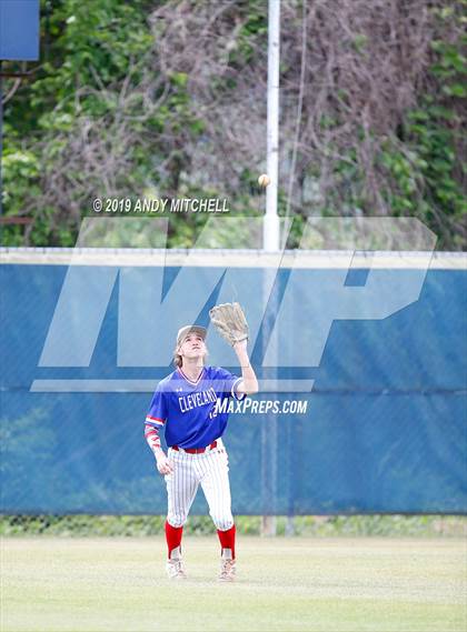 Thumbnail 1 in McMinn County vs Cleveland (District 5-AAA) photogallery.