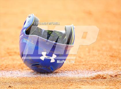 Thumbnail 1 in McMinn County vs Cleveland (District 5-AAA) photogallery.