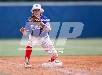 Thumbnail 2 in McMinn County vs Cleveland (District 5-AAA) photogallery.