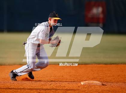 Thumbnail 1 in McMinn County vs Cleveland (District 5-AAA) photogallery.