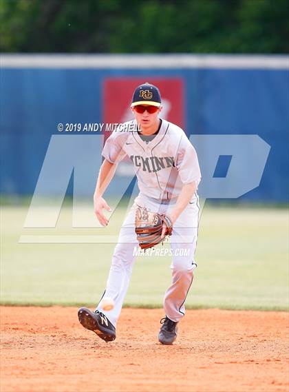 Thumbnail 3 in McMinn County vs Cleveland (District 5-AAA) photogallery.