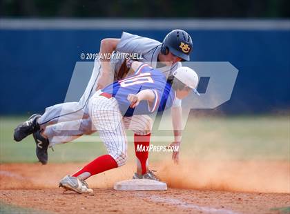 Thumbnail 2 in McMinn County vs Cleveland (District 5-AAA) photogallery.