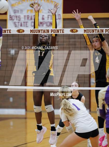 Thumbnail 1 in Notre Dame Prep @ Mountain Pointe photogallery.