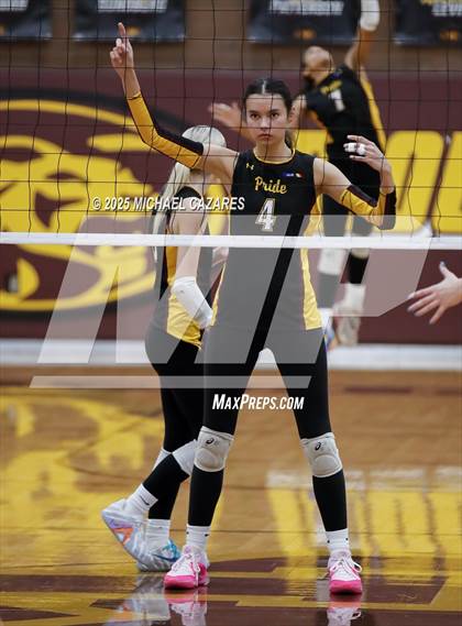 Thumbnail 1 in Notre Dame Prep @ Mountain Pointe photogallery.