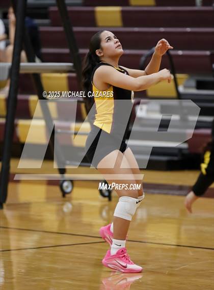 Thumbnail 2 in Notre Dame Prep @ Mountain Pointe photogallery.