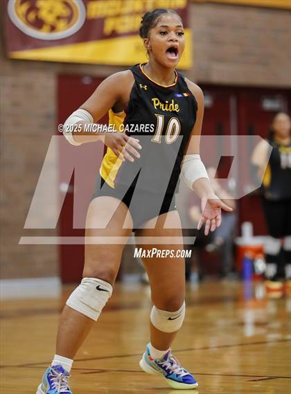 Thumbnail 2 in Notre Dame Prep @ Mountain Pointe photogallery.