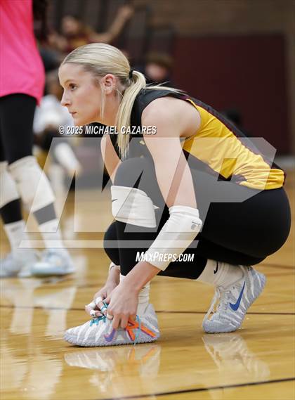 Thumbnail 1 in Notre Dame Prep @ Mountain Pointe photogallery.