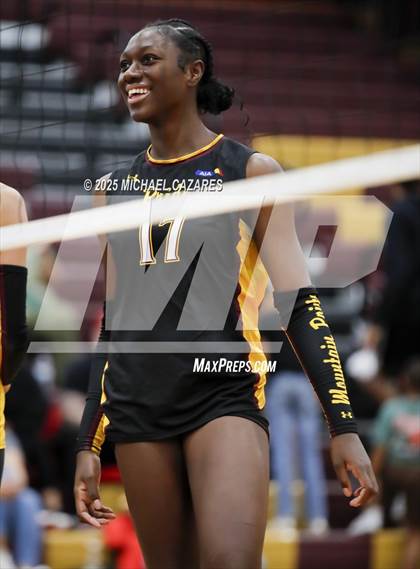 Thumbnail 3 in Notre Dame Prep @ Mountain Pointe photogallery.