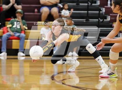 Thumbnail 3 in Notre Dame Prep @ Mountain Pointe photogallery.