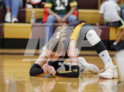 Thumbnail 3 in Notre Dame Prep @ Mountain Pointe photogallery.