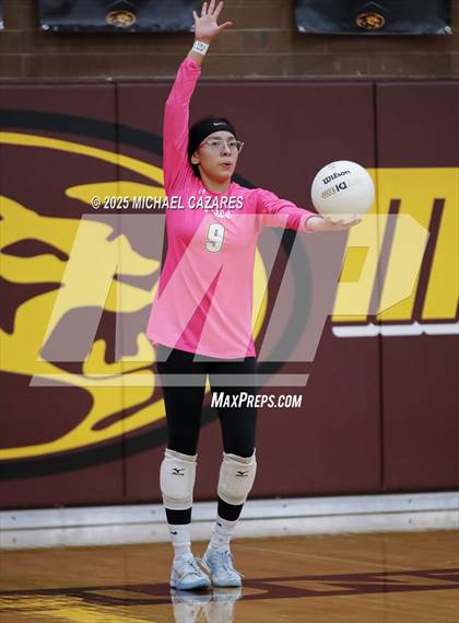 Thumbnail 2 in Notre Dame Prep @ Mountain Pointe photogallery.