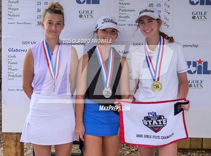 Thumbnail 2 in UIL 2A Golf State Championships (Groups & Awards) photogallery.