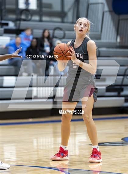 Thumbnail 3 in Capital City vs Benton (Jefferson Bank Holiday Hoops) photogallery.