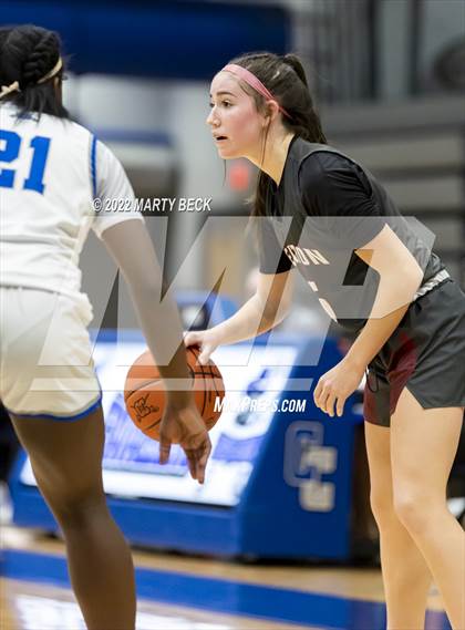 Thumbnail 1 in Capital City vs Benton (Jefferson Bank Holiday Hoops) photogallery.