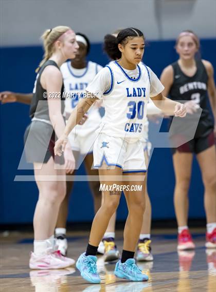 Thumbnail 1 in Capital City vs Benton (Jefferson Bank Holiday Hoops) photogallery.
