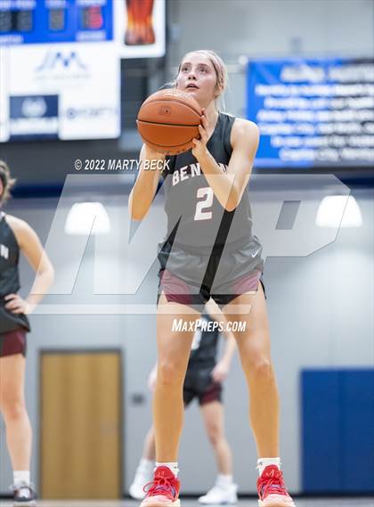 Thumbnail 3 in Capital City vs Benton (Jefferson Bank Holiday Hoops) photogallery.