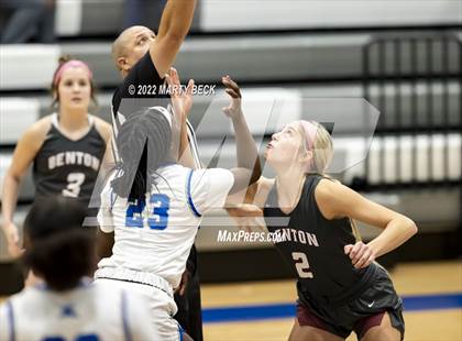 Thumbnail 2 in Capital City vs Benton (Jefferson Bank Holiday Hoops) photogallery.