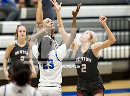Thumbnail 1 in Capital City vs Benton (Jefferson Bank Holiday Hoops) photogallery.