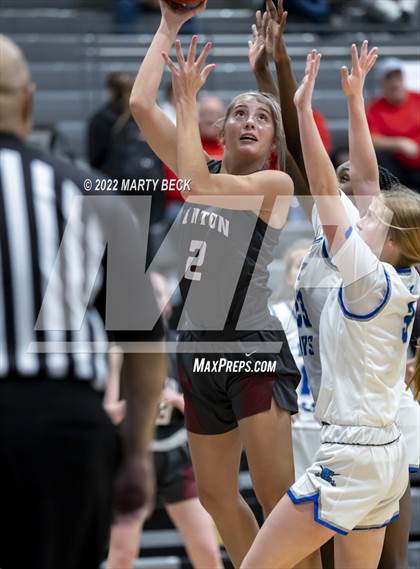 Thumbnail 1 in Capital City vs Benton (Jefferson Bank Holiday Hoops) photogallery.
