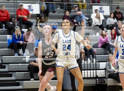 Thumbnail 3 in Capital City vs Benton (Jefferson Bank Holiday Hoops) photogallery.