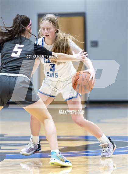 Thumbnail 3 in Capital City vs Benton (Jefferson Bank Holiday Hoops) photogallery.