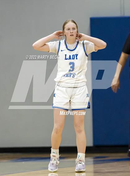Thumbnail 3 in Capital City vs Benton (Jefferson Bank Holiday Hoops) photogallery.