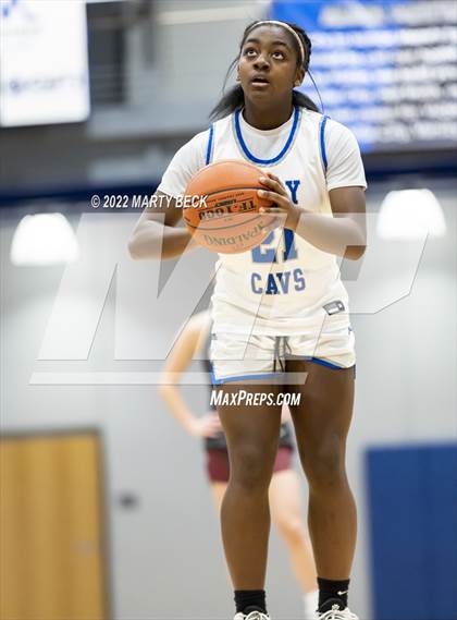 Thumbnail 1 in Capital City vs Benton (Jefferson Bank Holiday Hoops) photogallery.