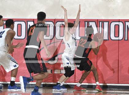 Thumbnail 3 in Windward vs Dominguez (Ryse Williams/Pac Shores Tournament) photogallery.