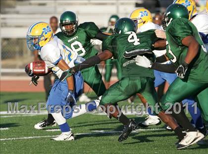 Thumbnail 3 in Mira Mesa @ Dorsey photogallery.