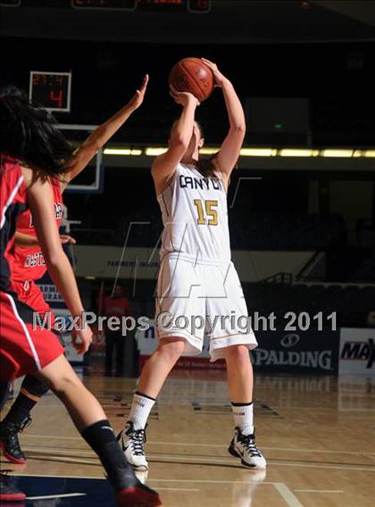 Thumbnail 3 in Harvard-Westlake vs. Canyon (CIF SS 2A Final) photogallery.
