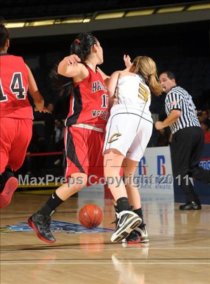 Thumbnail 1 in Harvard-Westlake vs. Canyon (CIF SS 2A Final) photogallery.