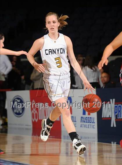 Thumbnail 1 in Harvard-Westlake vs. Canyon (CIF SS 2A Final) photogallery.