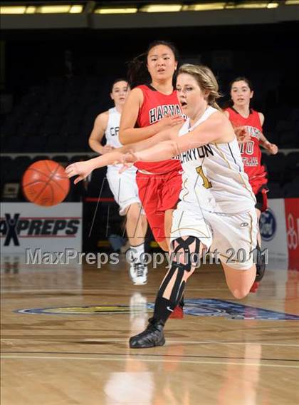 Thumbnail 1 in Harvard-Westlake vs. Canyon (CIF SS 2A Final) photogallery.