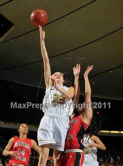 Thumbnail 2 in Harvard-Westlake vs. Canyon (CIF SS 2A Final) photogallery.
