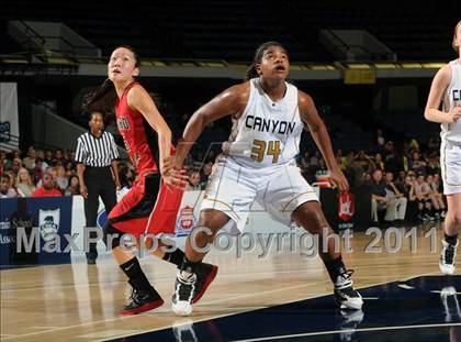 Thumbnail 2 in Harvard-Westlake vs. Canyon (CIF SS 2A Final) photogallery.