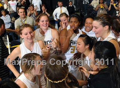 Thumbnail 1 in Harvard-Westlake vs. Canyon (CIF SS 2A Final) photogallery.