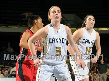 Thumbnail 2 in Harvard-Westlake vs. Canyon (CIF SS 2A Final) photogallery.