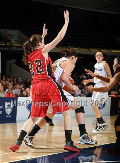 Thumbnail 2 in Harvard-Westlake vs. Canyon (CIF SS 2A Final) photogallery.